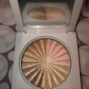 OFRA - All Of The Lights Highlighter
